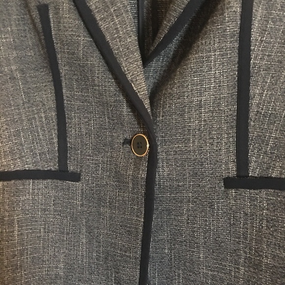 Host Pick: TOMMY HILFIGER Single Button Navy Blazer – Size 8 - Picture 2 of 7